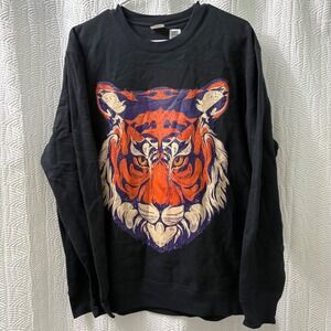 Black Tiger Face Graphic Crewneck Sweatshirt Unisex Large‎